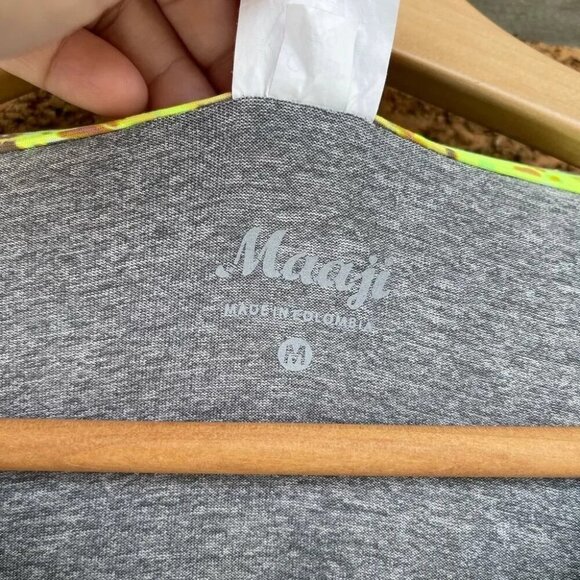 Maaji  Short Sleeve Jersey  Top medium - Picture 4 of 6